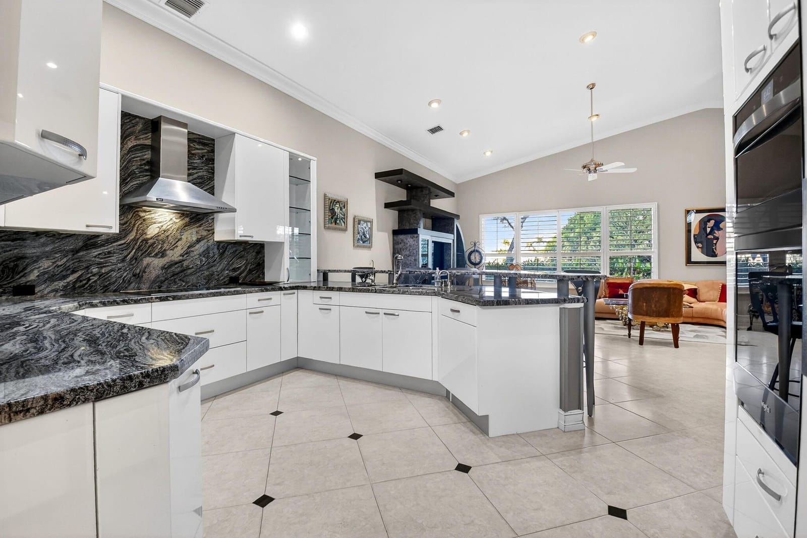5346 Landon Circle, Boynton Beach, FL 33437 photo 12