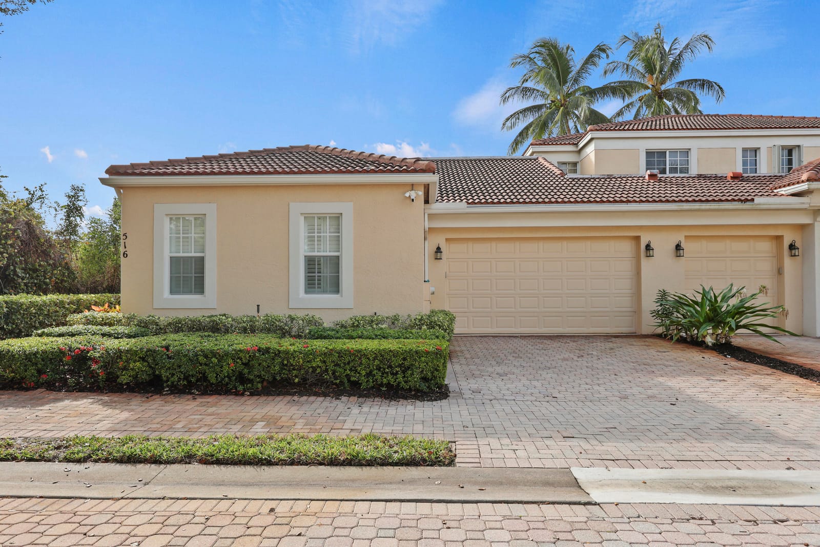 516 Commons Drive, Palm Beach Gardens, FL 33418