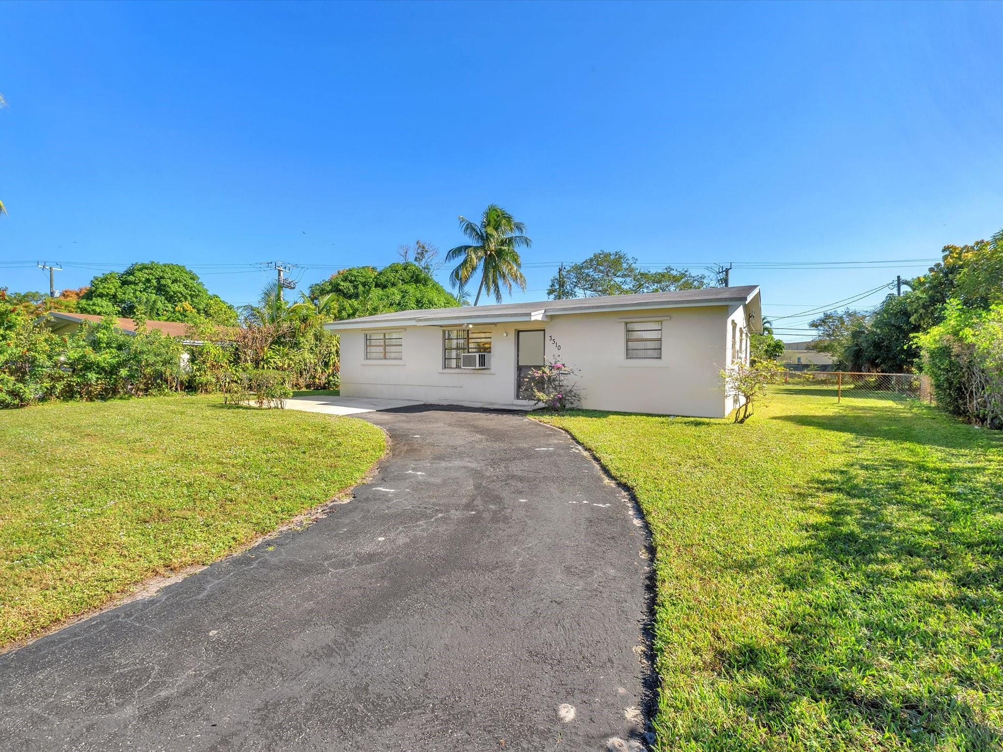 3310 NW 43rd Avenue, Lauderdale Lakes, FL 33319, Lauderdale Lakes