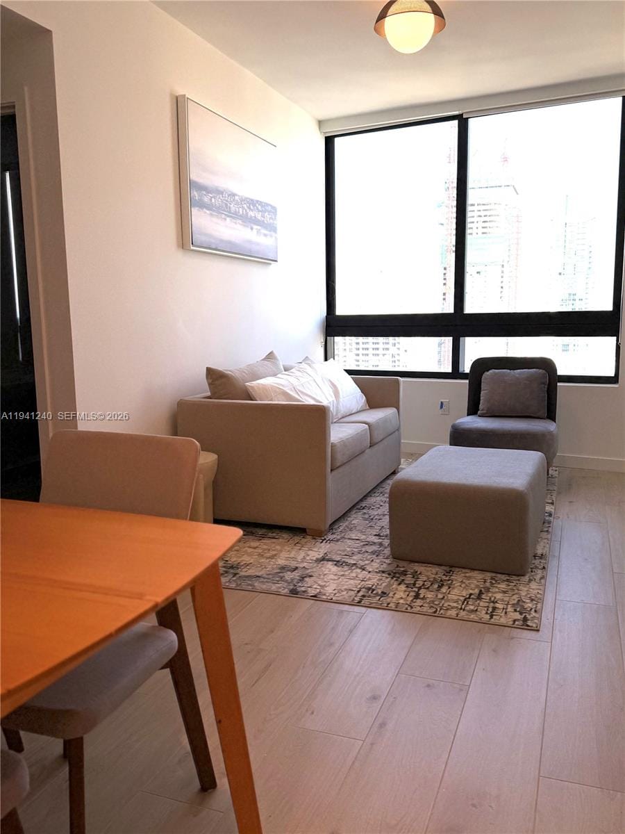 225 N Miami Avenue 3505, Miami, FL 33132 photo 21