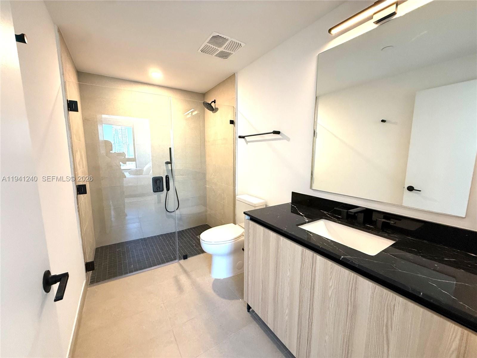 225 N Miami Avenue 3505 — photo 9