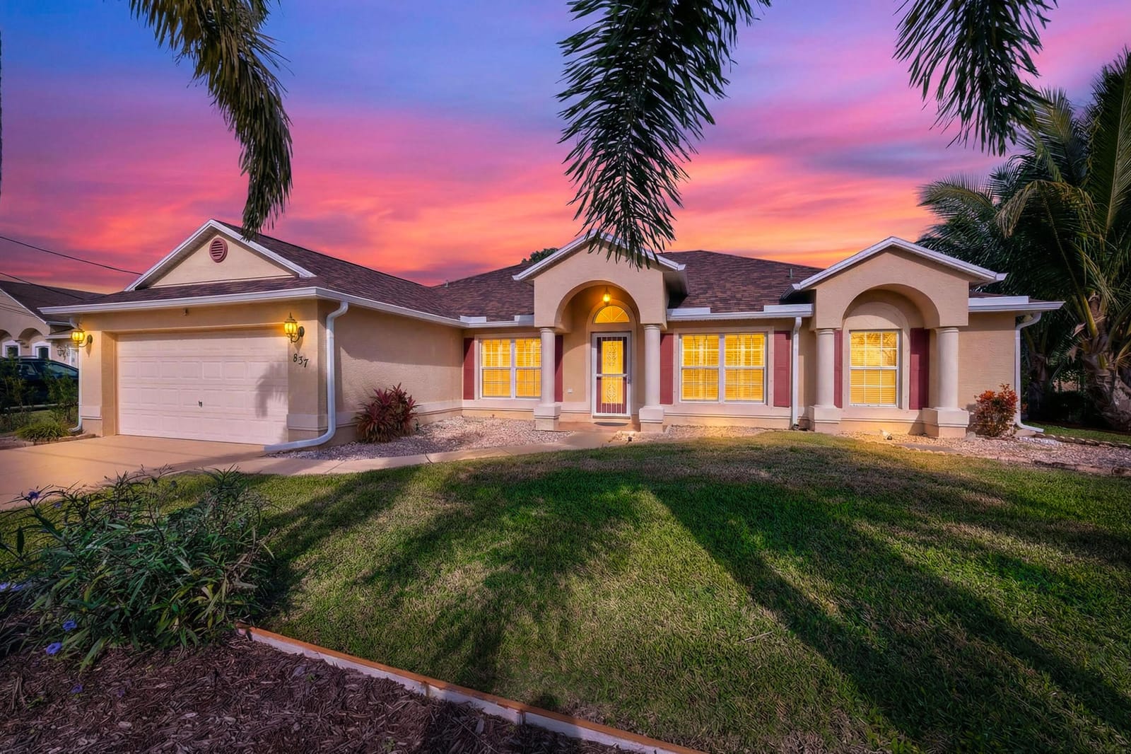 837 SW Hamberland Avenue, Port St. Lucie, FL 34953