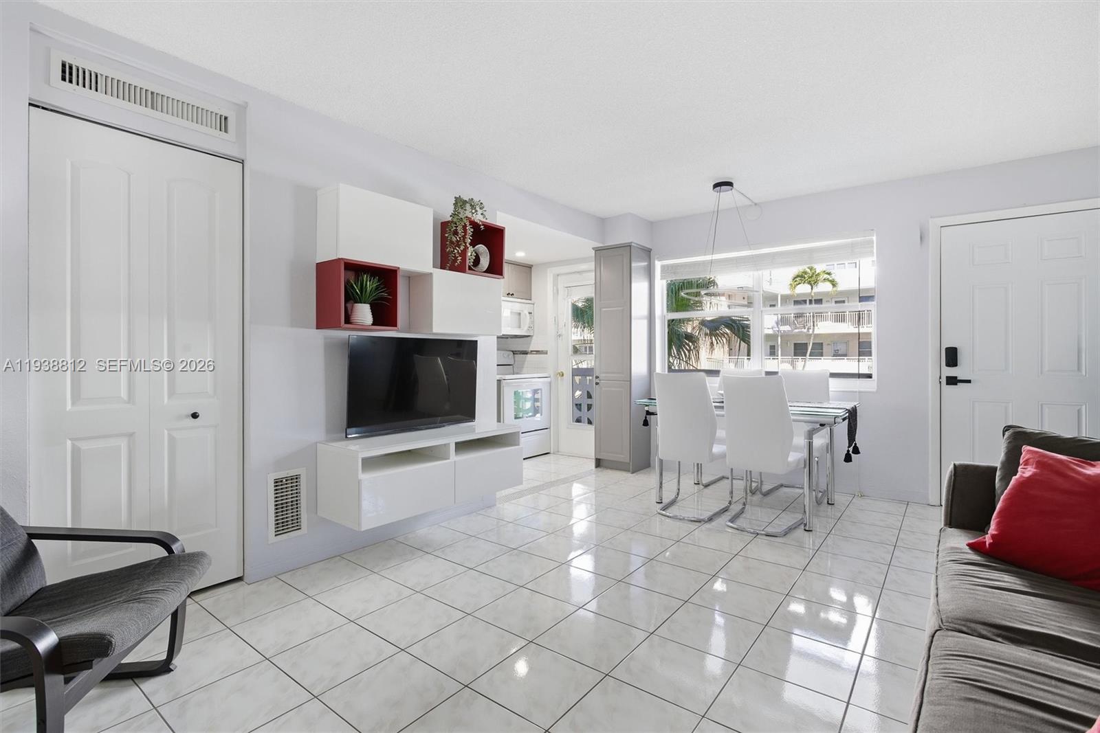 3133 S Ocean Drive 218, Hallandale Beach, FL 33009, Hallandale Beach