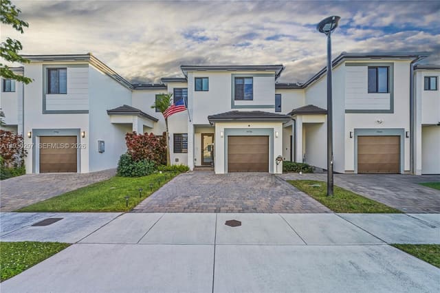 15736 SW 136th Way, sold in Century Gardens South, Miami, FL