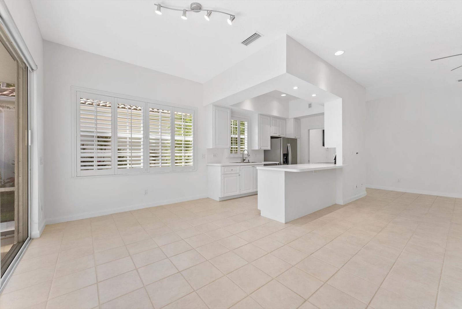 4780 Valencia Drive, Delray Beach, FL 33445 photo 9
