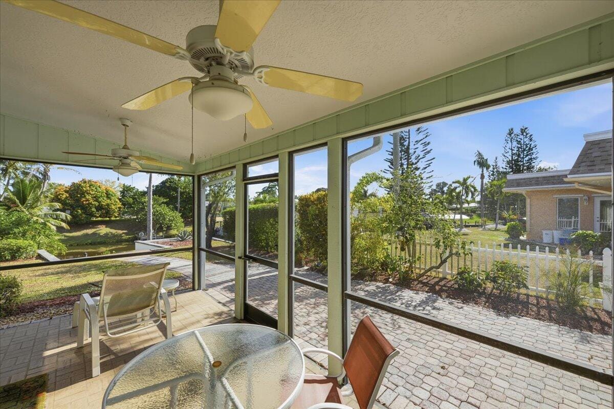 667 SE Harborview Drive, Port St. Lucie, FL 34983 photo 15