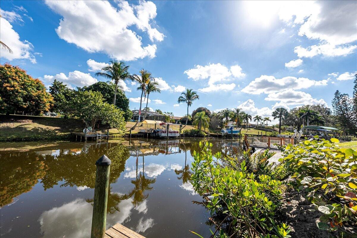 667 SE Harborview Drive, Port St. Lucie, FL 34983 photo 27