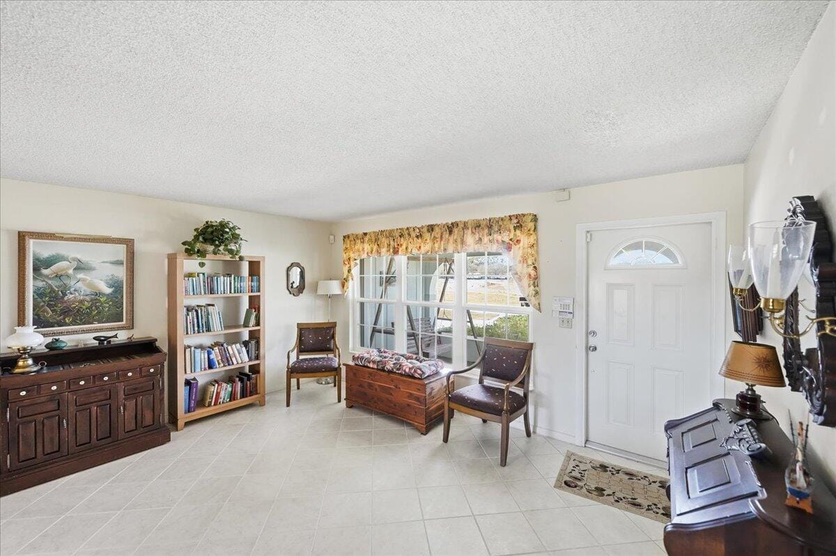 667 SE Harborview Drive — photo 5