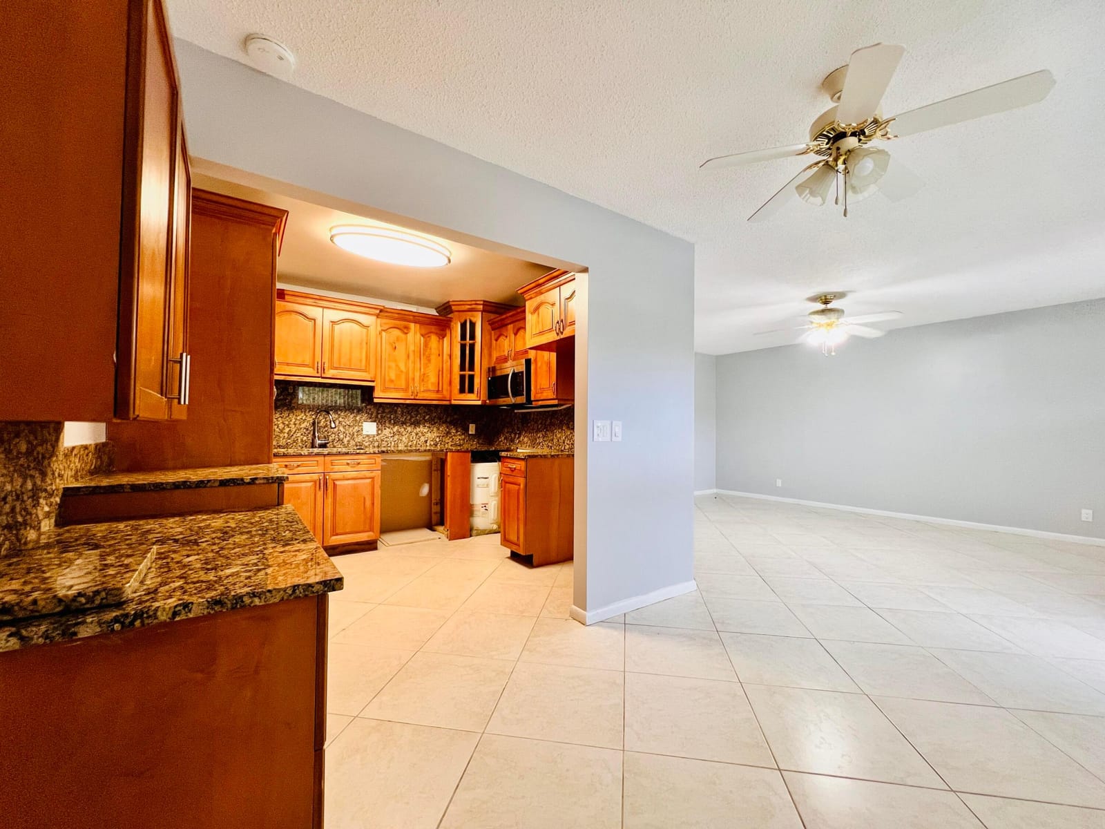 210 Somerset K, West Palm Beach, FL 33417 photo 2