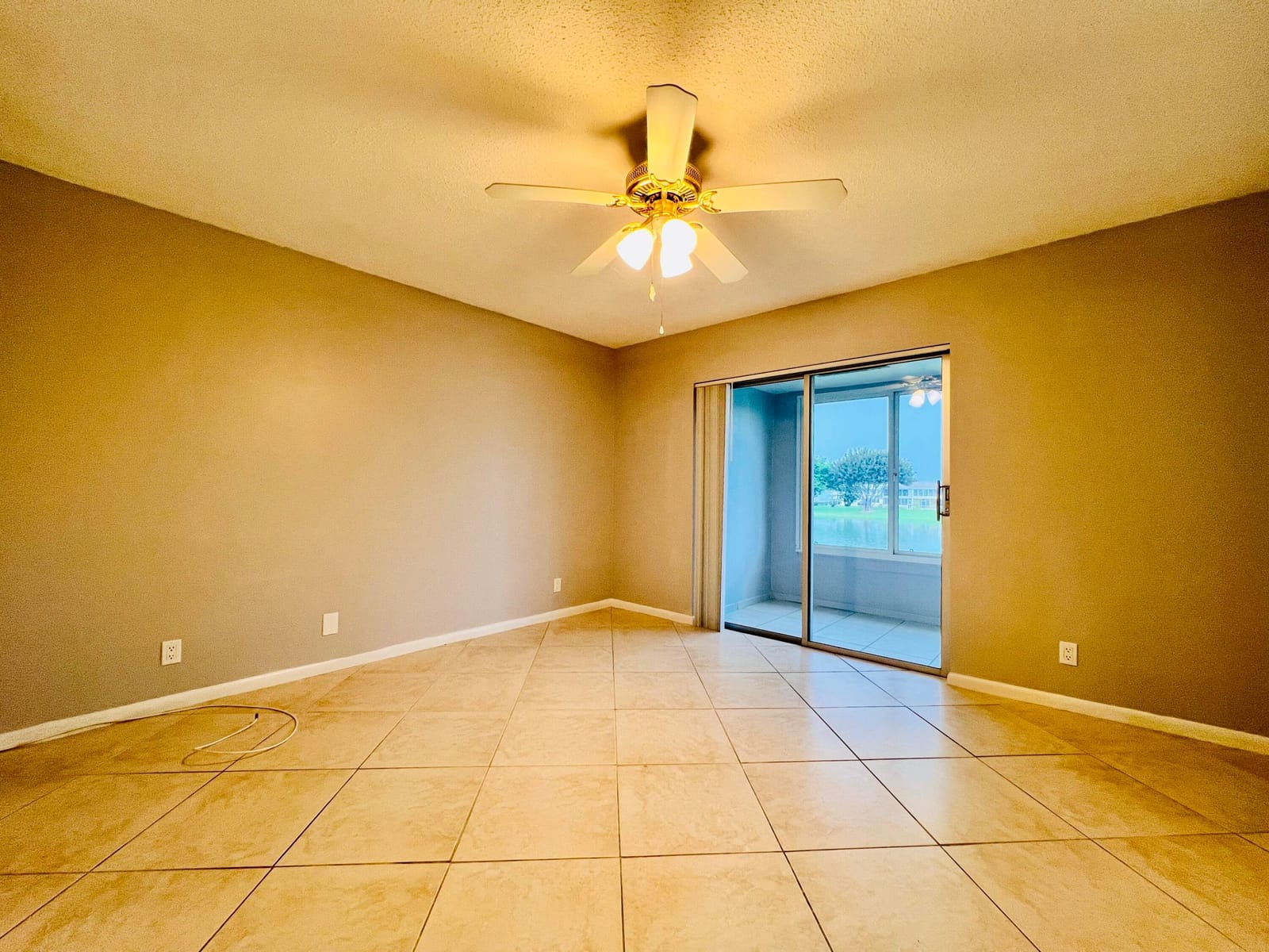 210 Somerset K, West Palm Beach, FL 33417 photo 8