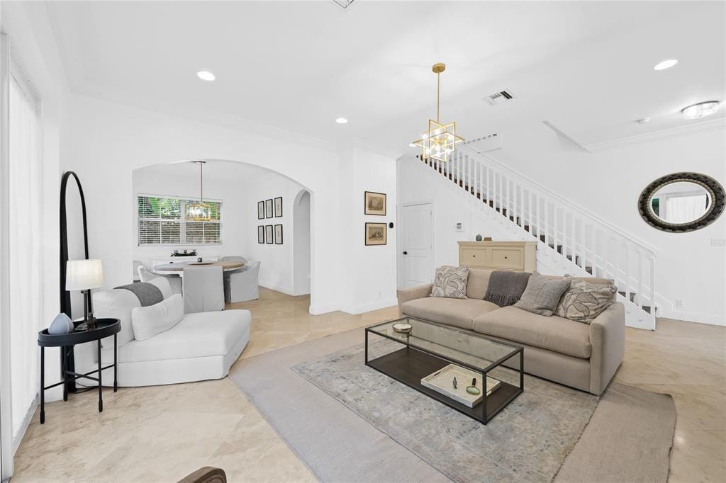 920 SW 8th Street — photo 2