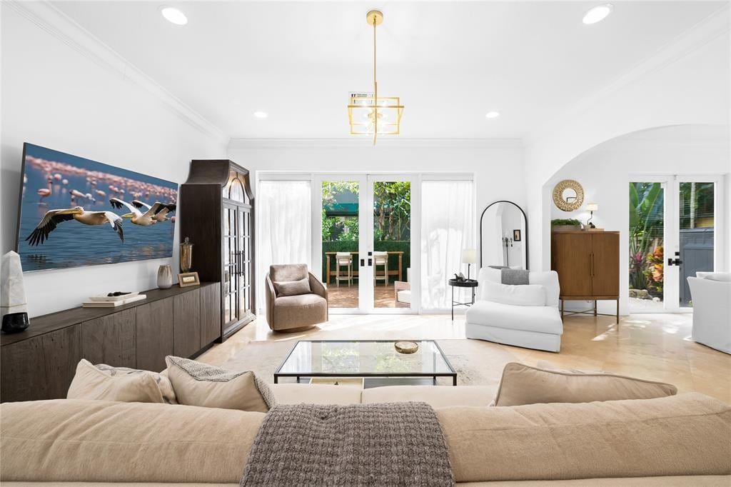 920 SW 8th Street — photo 3