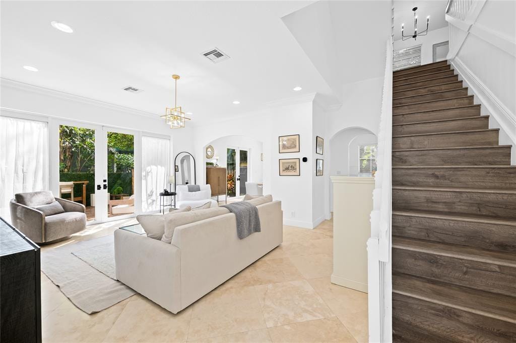920 SW 8th Street — photo 4