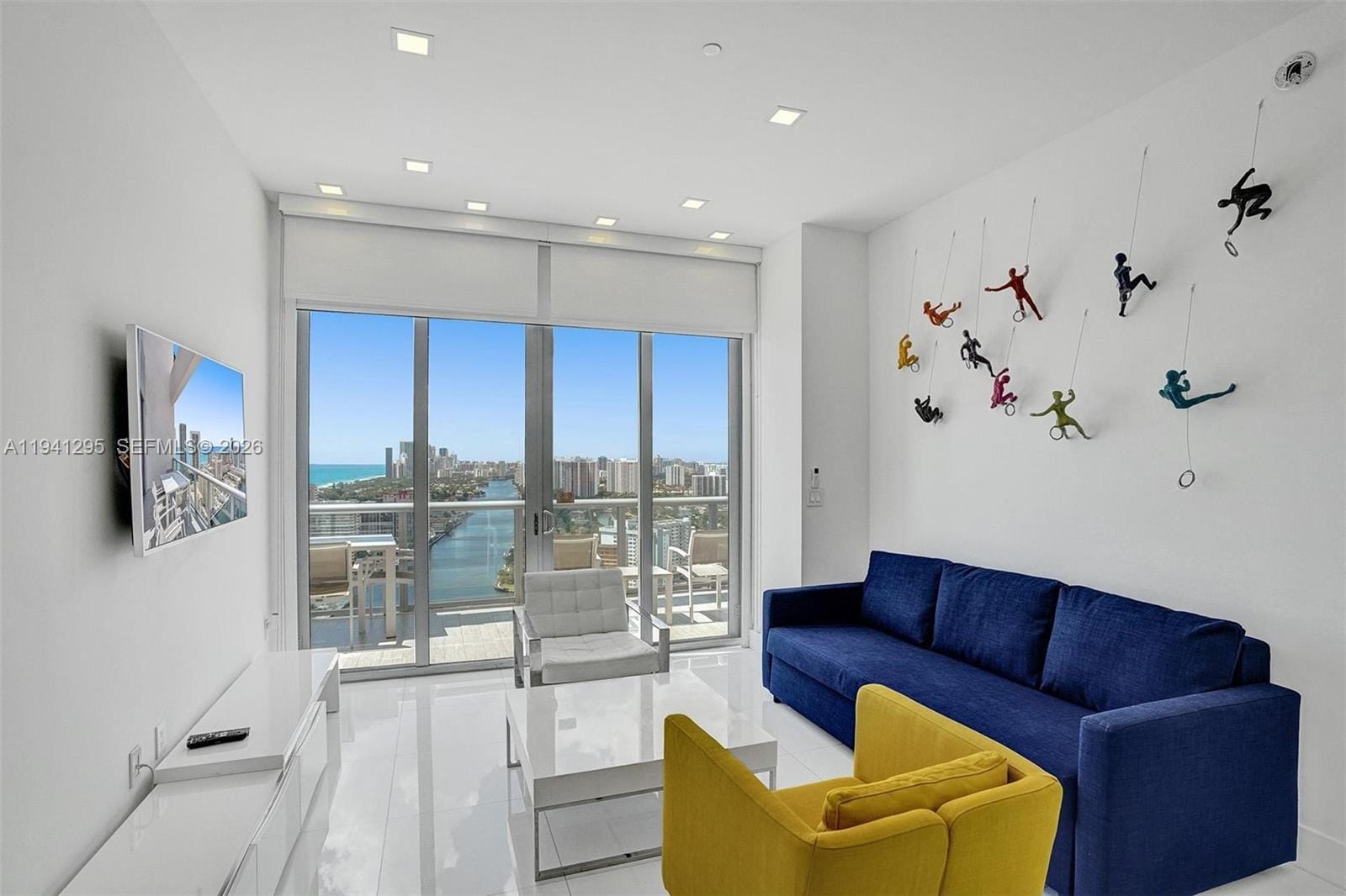 2600 E Hallandale Beach Boulevard T3303 — photo 3
