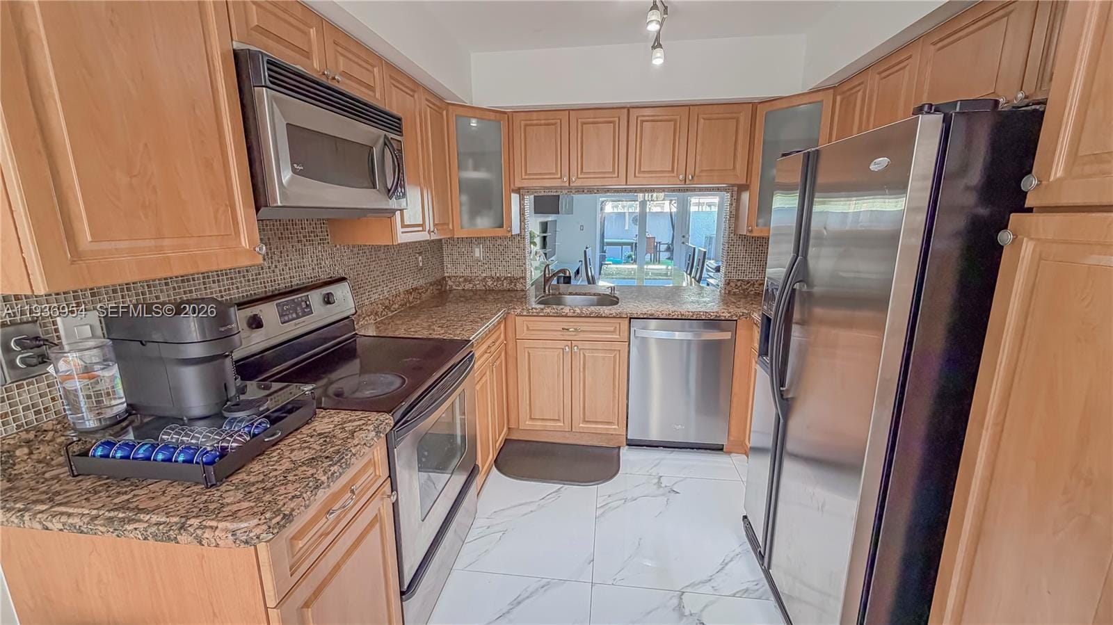 3525 Magellan Circle, Aventura, FL 33180 photo 8