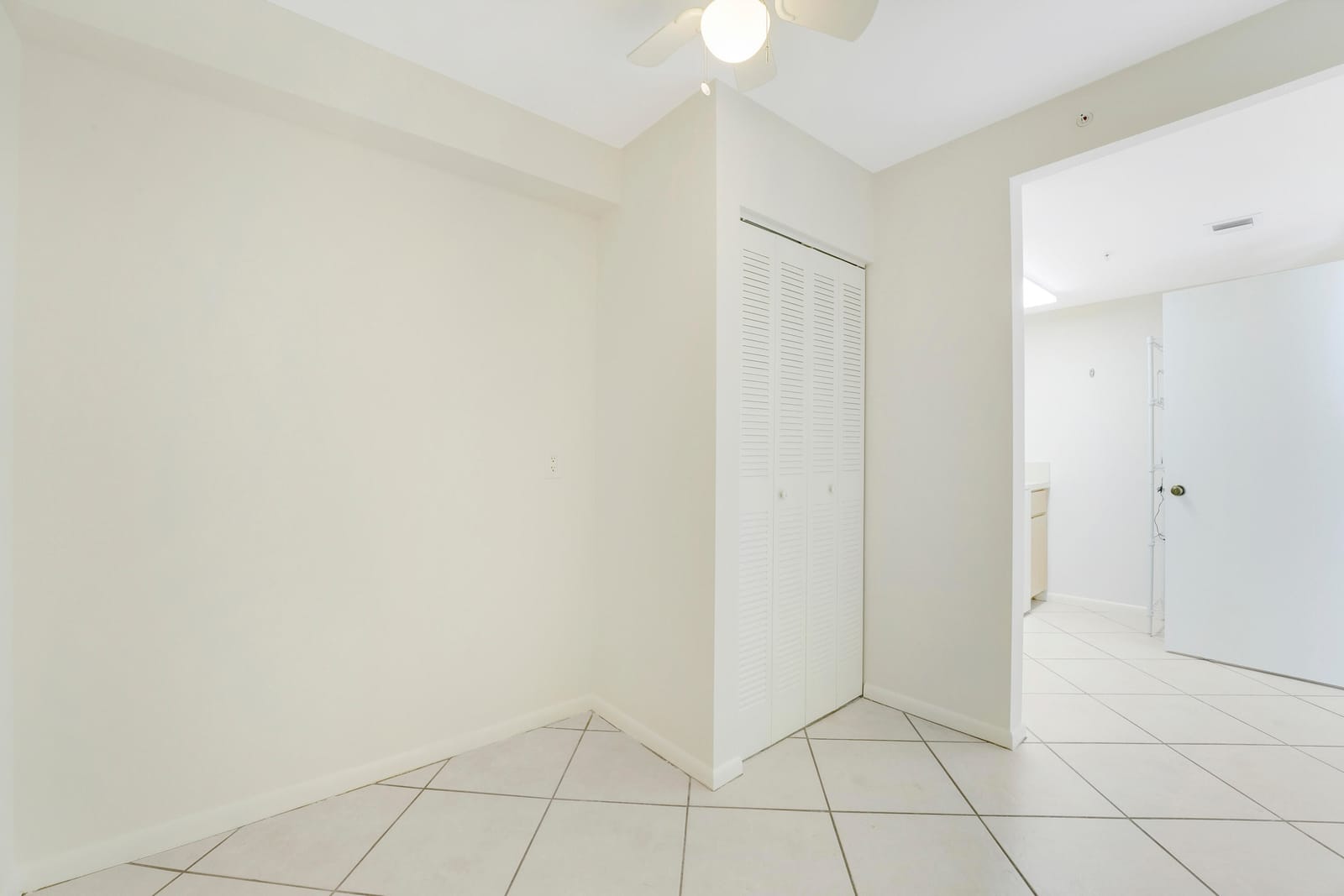 1001 Seafarer Circle 305, Jupiter, FL 33477 photo 14