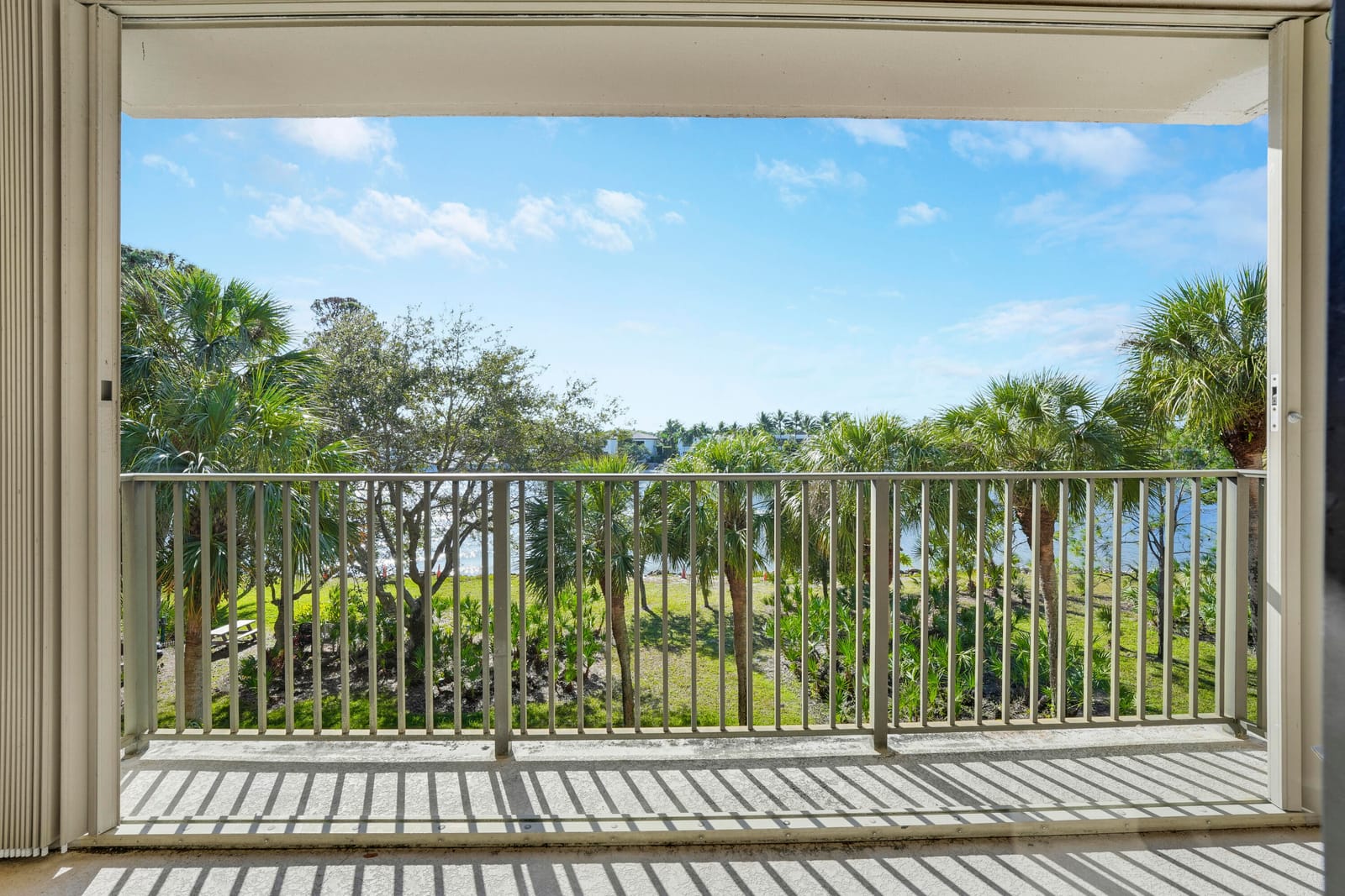 1001 Seafarer Circle 305, Jupiter, FL 33477 photo 17