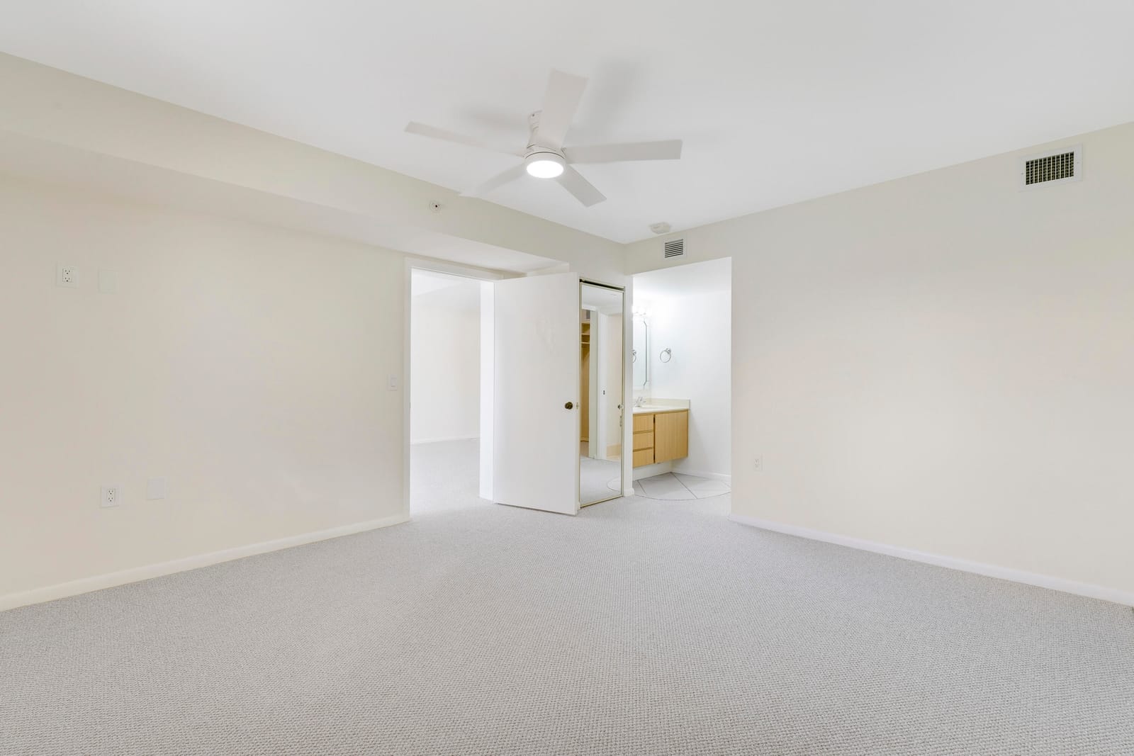 1001 Seafarer Circle 305, Jupiter, FL 33477 photo 30
