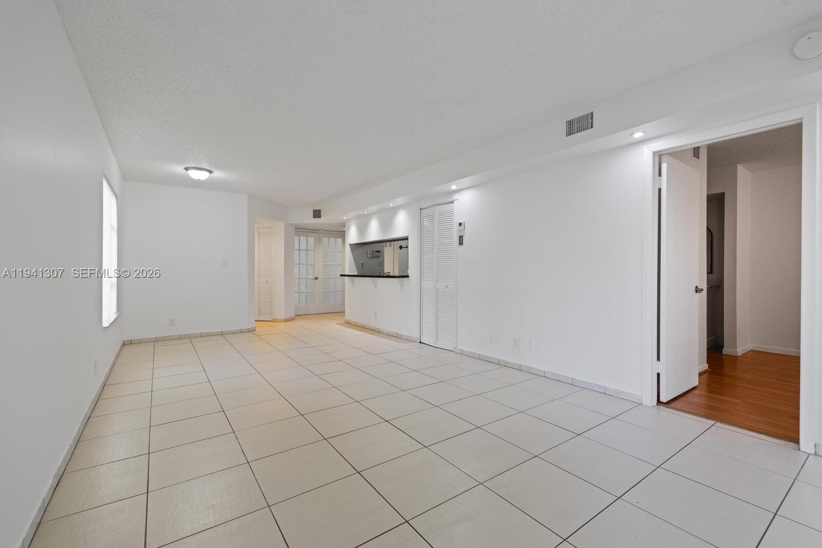 9500 SW 140th Court 9500 — photo 7