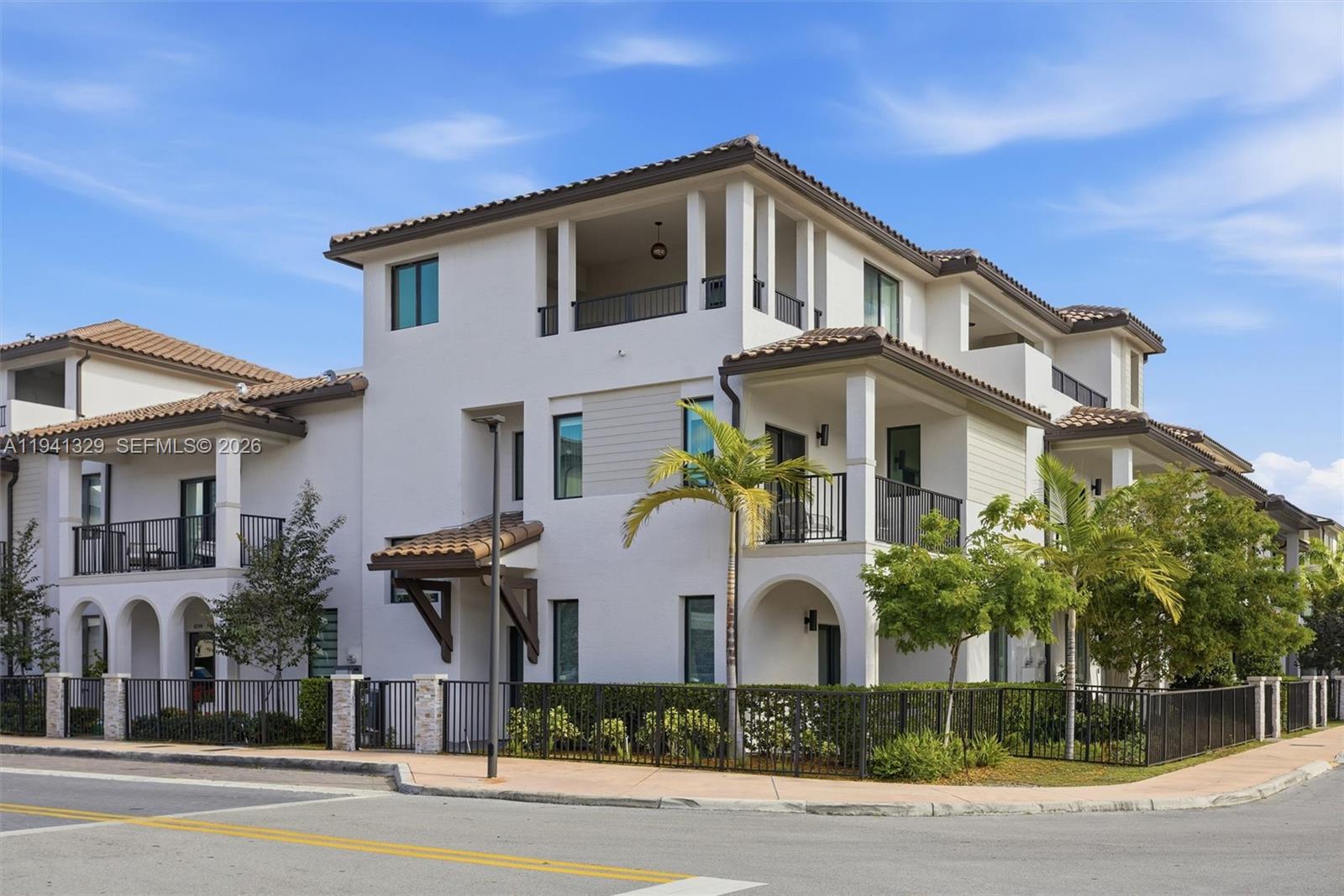 4250 NW 83rd Avenue, Doral, FL 33166