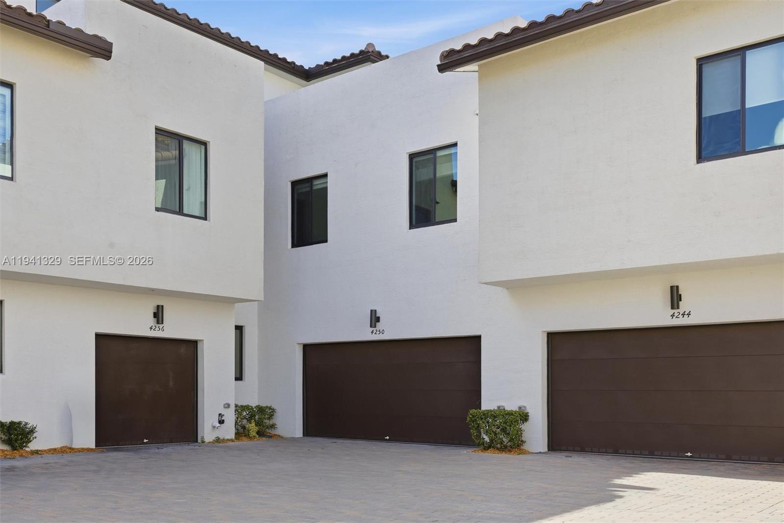 4250 NW 83rd Avenue, Doral, FL 33166 photo 4