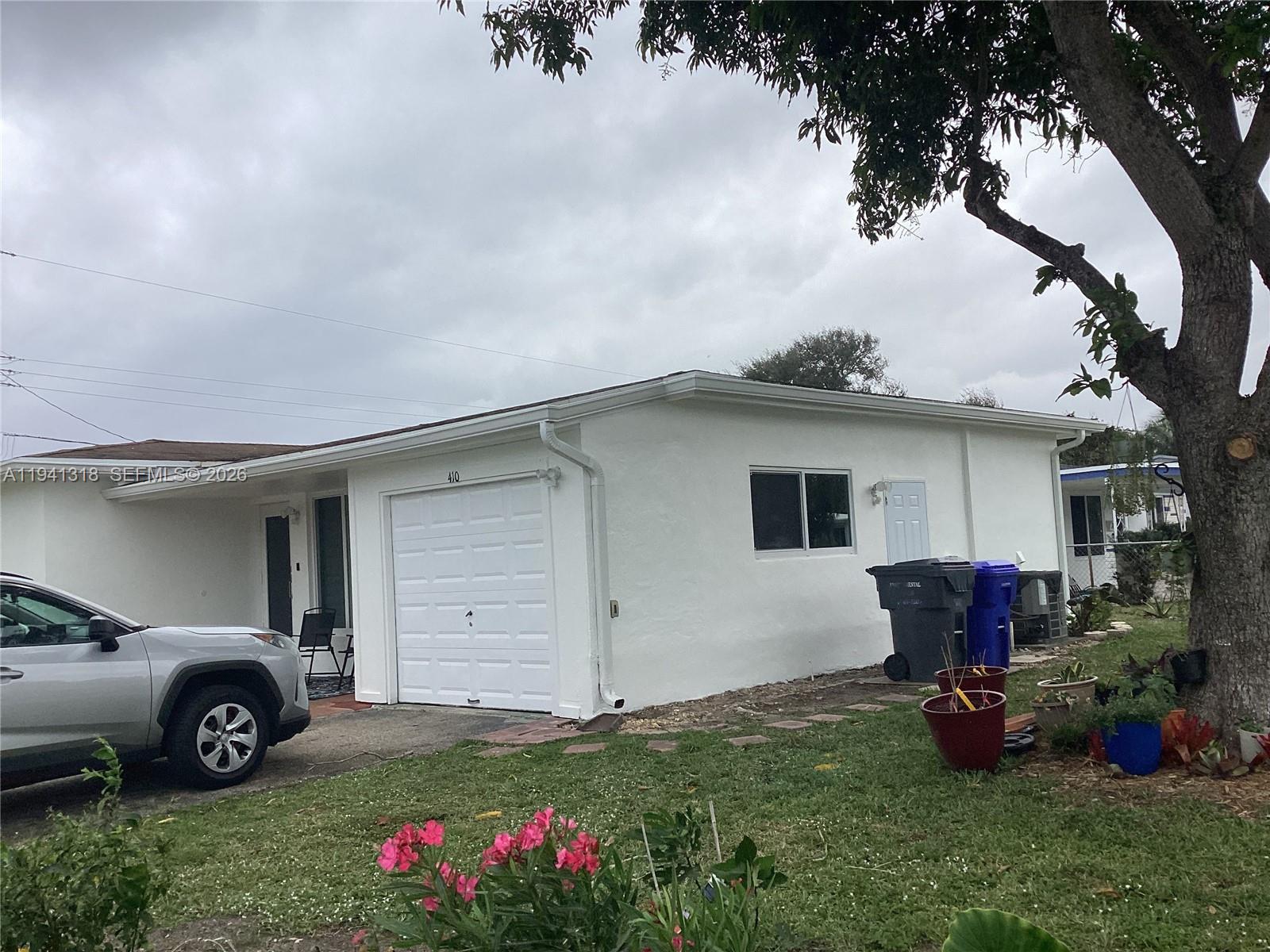 410 N 74th Avenue, Hollywood, FL 33024, Hollywood