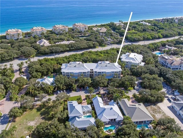 104 Island Plantation Terrace 304, Indian River Shores, FL 32963