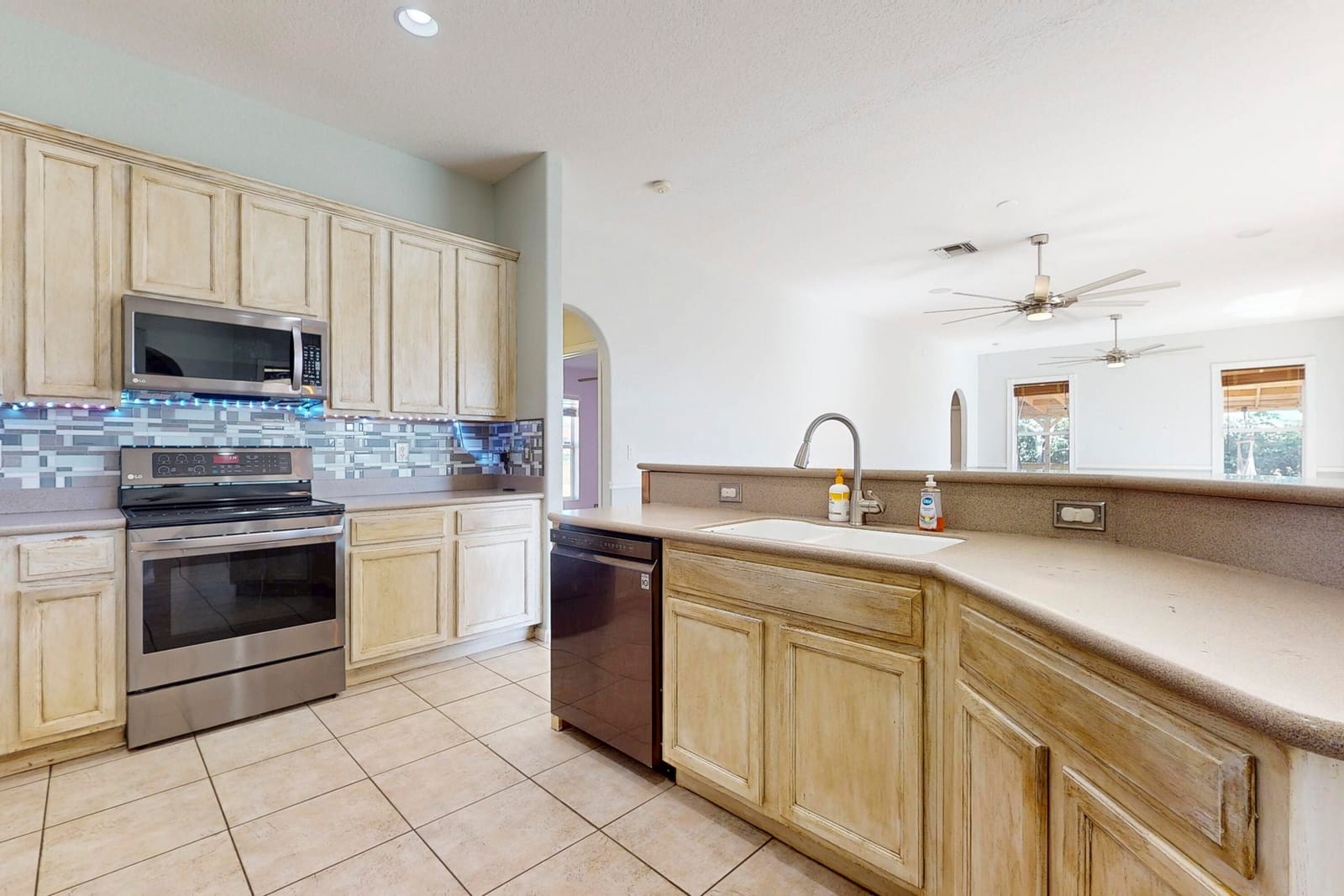 6147 NW East Deville Circle, Port St. Lucie, FL 34986 photo 22