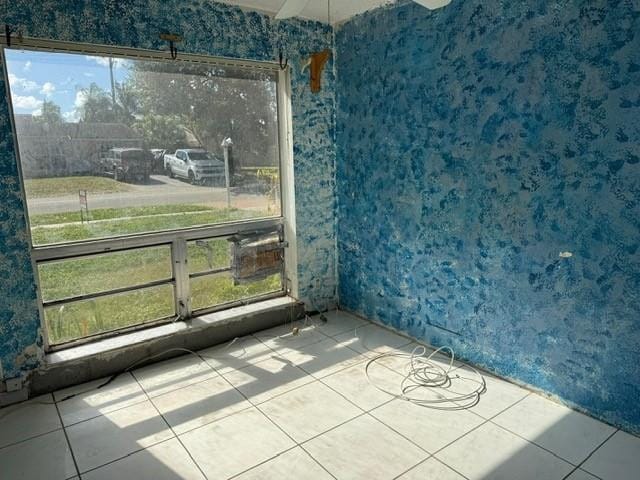 6911 Harding Street — photo 8