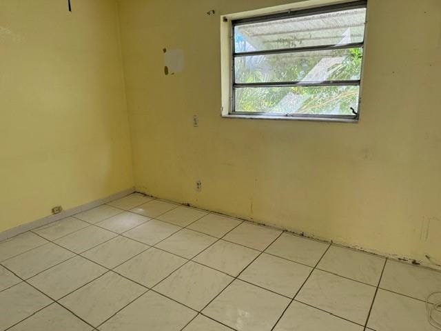 6911 Harding Street — photo 10