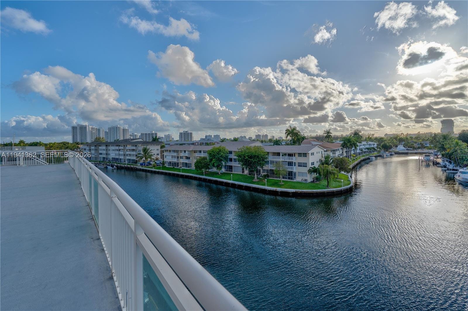 437 Golden Isles Drive 4D, Hallandale Beach, FL 33009 photo 23