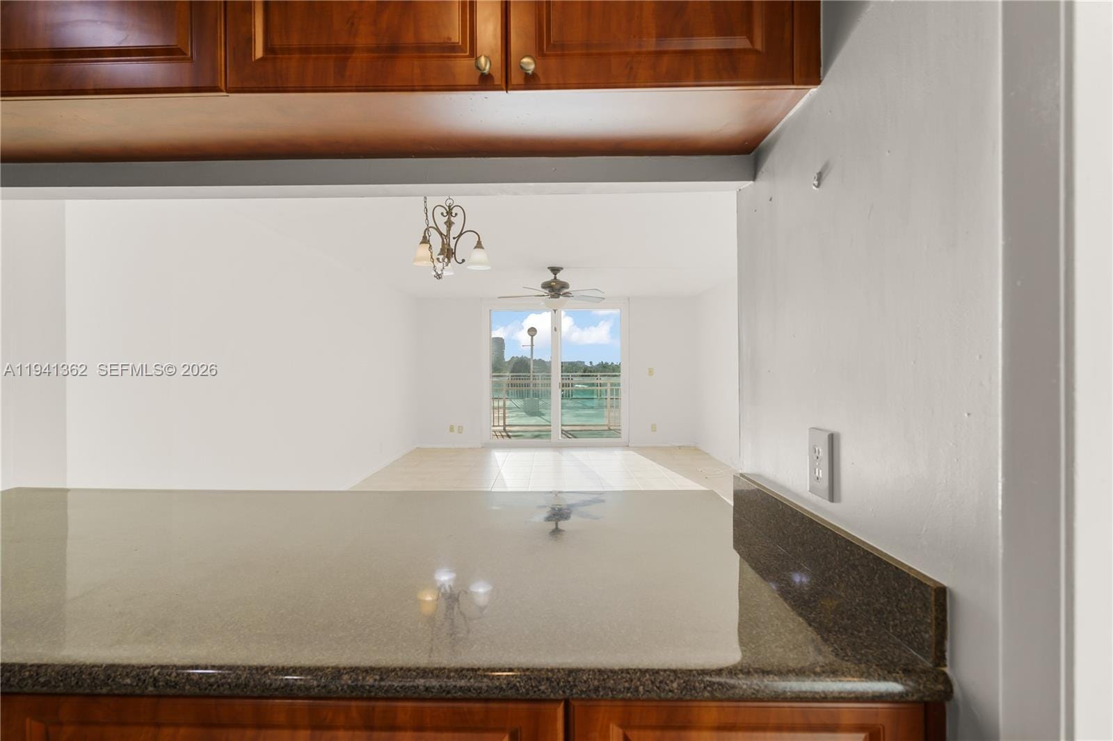 437 Golden Isles Drive 4D — photo 7