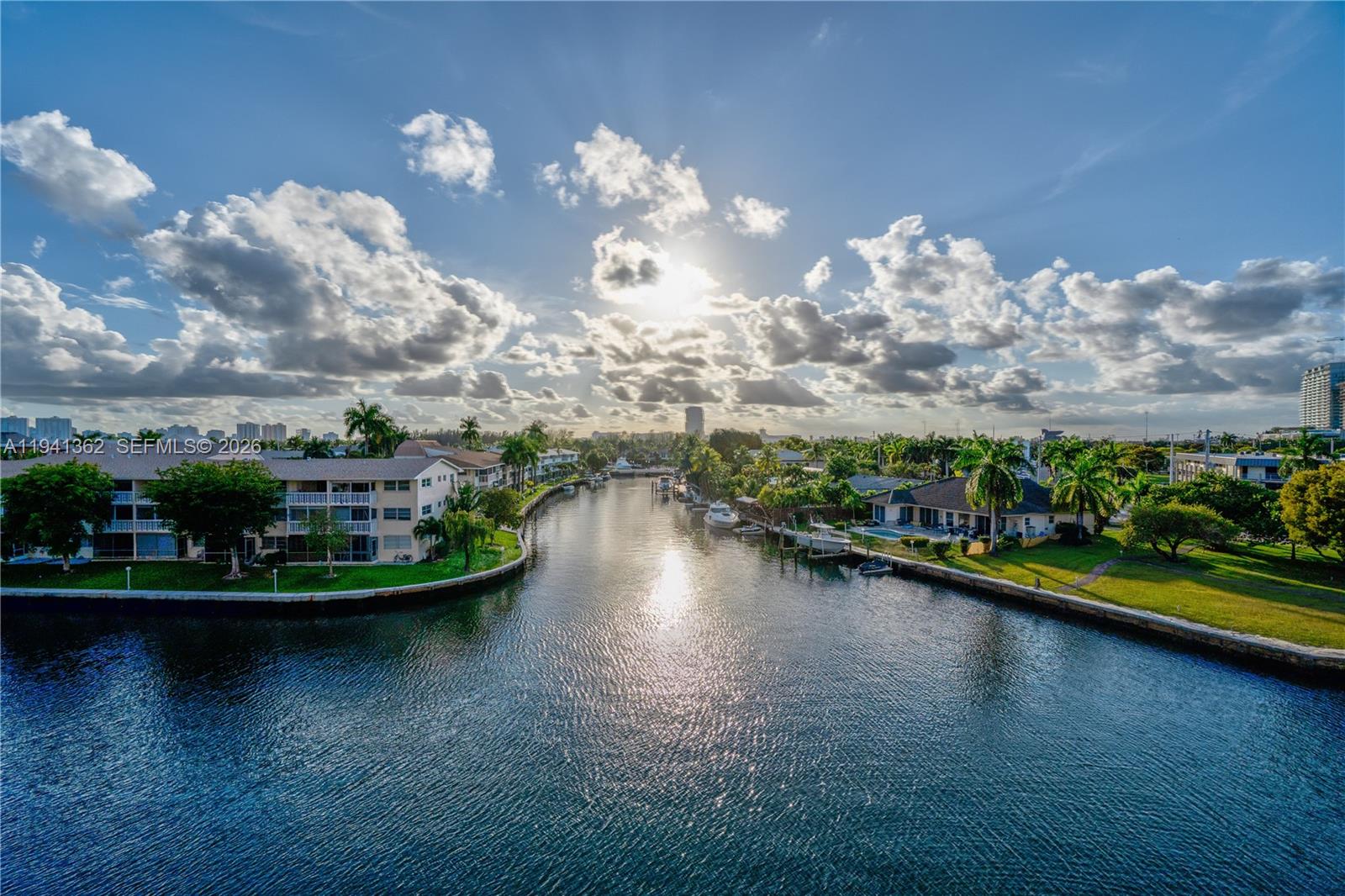 437 Golden Isles Drive 4D, Hallandale Beach, FL 33009, Hallandale Beach