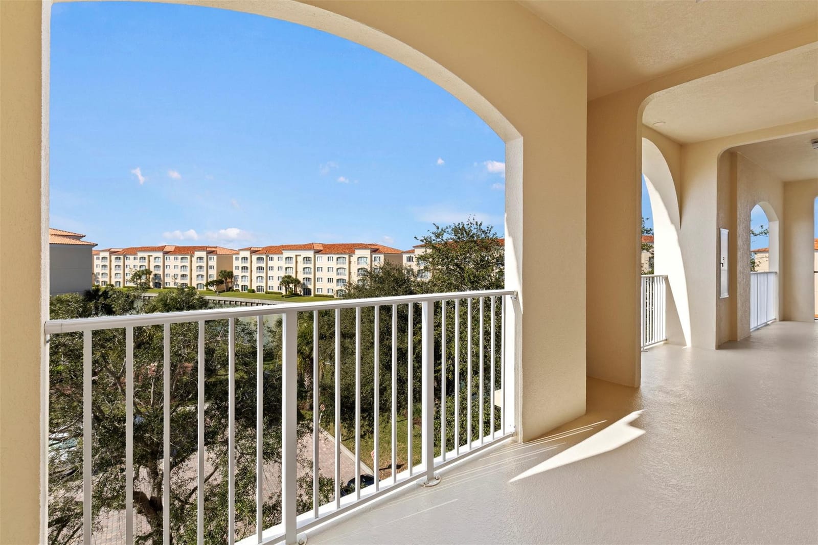20 Harbour Isle Drive Ph02, Hutchinson Island, FL 34949 photo 22
