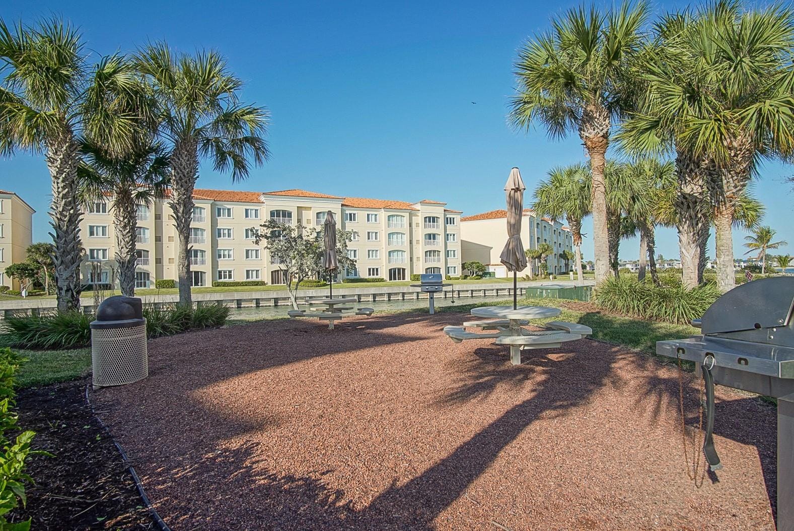 20 Harbour Isle Drive Ph02, Hutchinson Island, FL 34949 photo 24