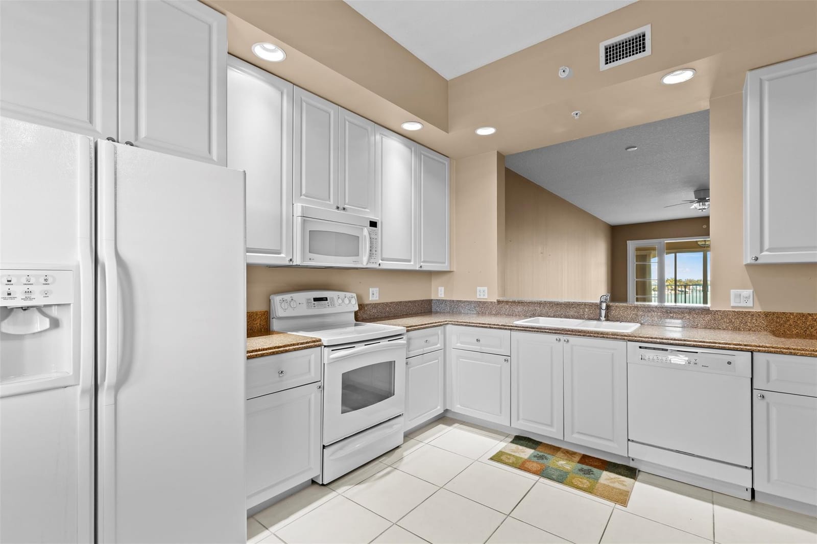 20 Harbour Isle Drive Ph02 — photo 8