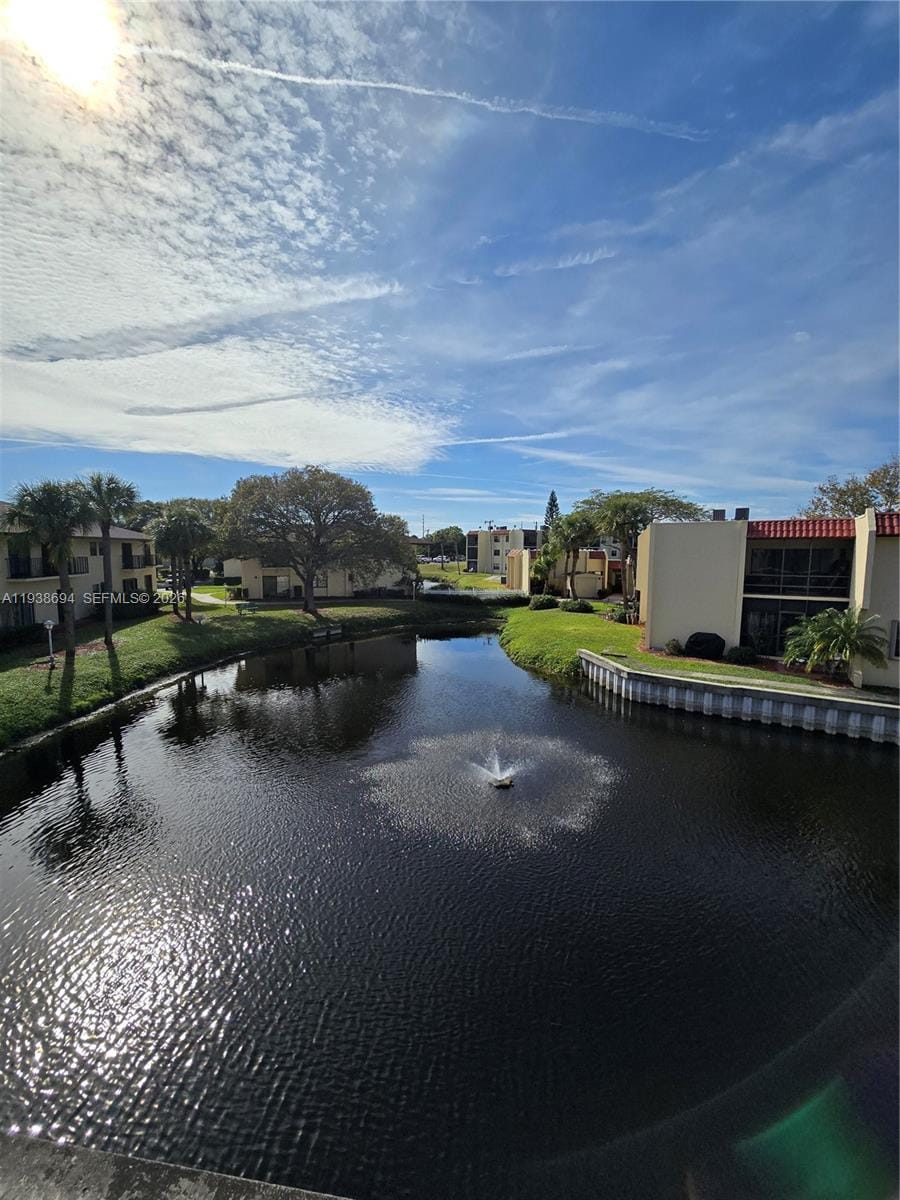 2050 Oleander Boulevard 9-206 — photo 2