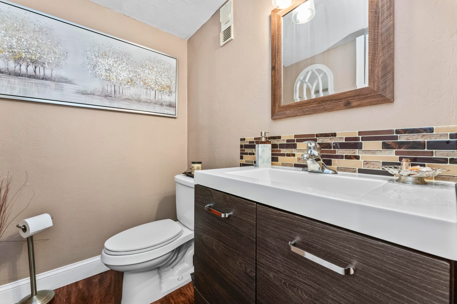 225 Bonnie Boulevard 302, Palm Springs, FL 33461 photo 13