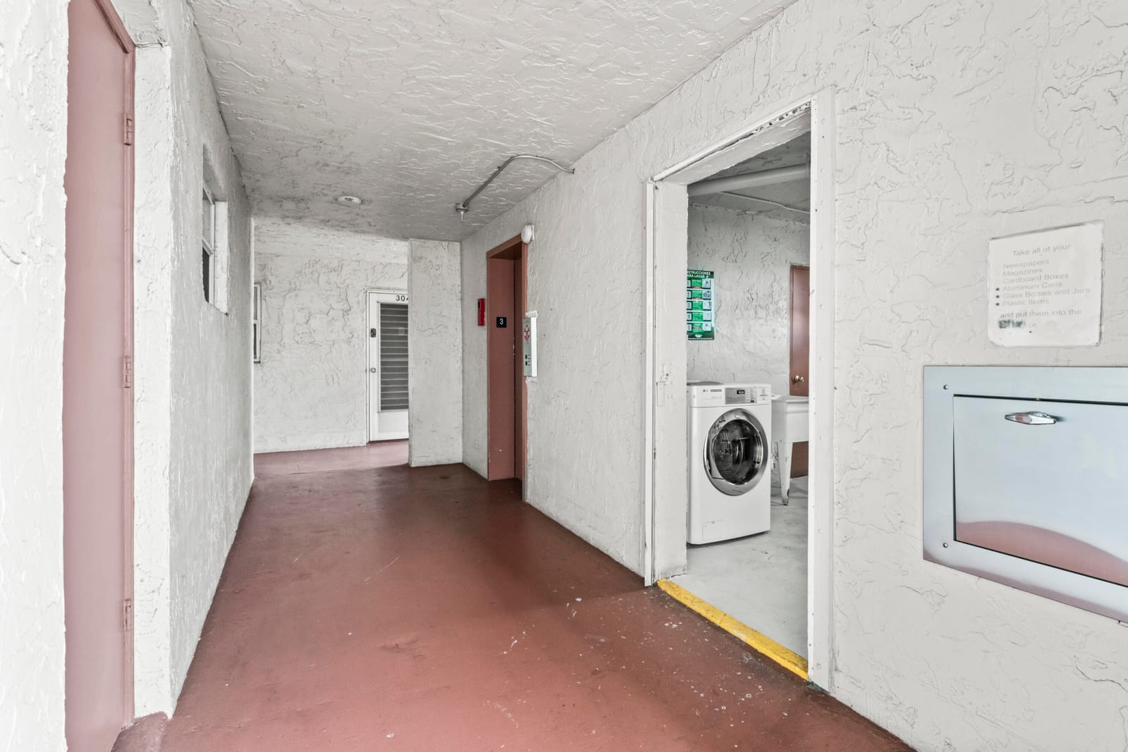 225 Bonnie Boulevard 302, Palm Springs, FL 33461 photo 20