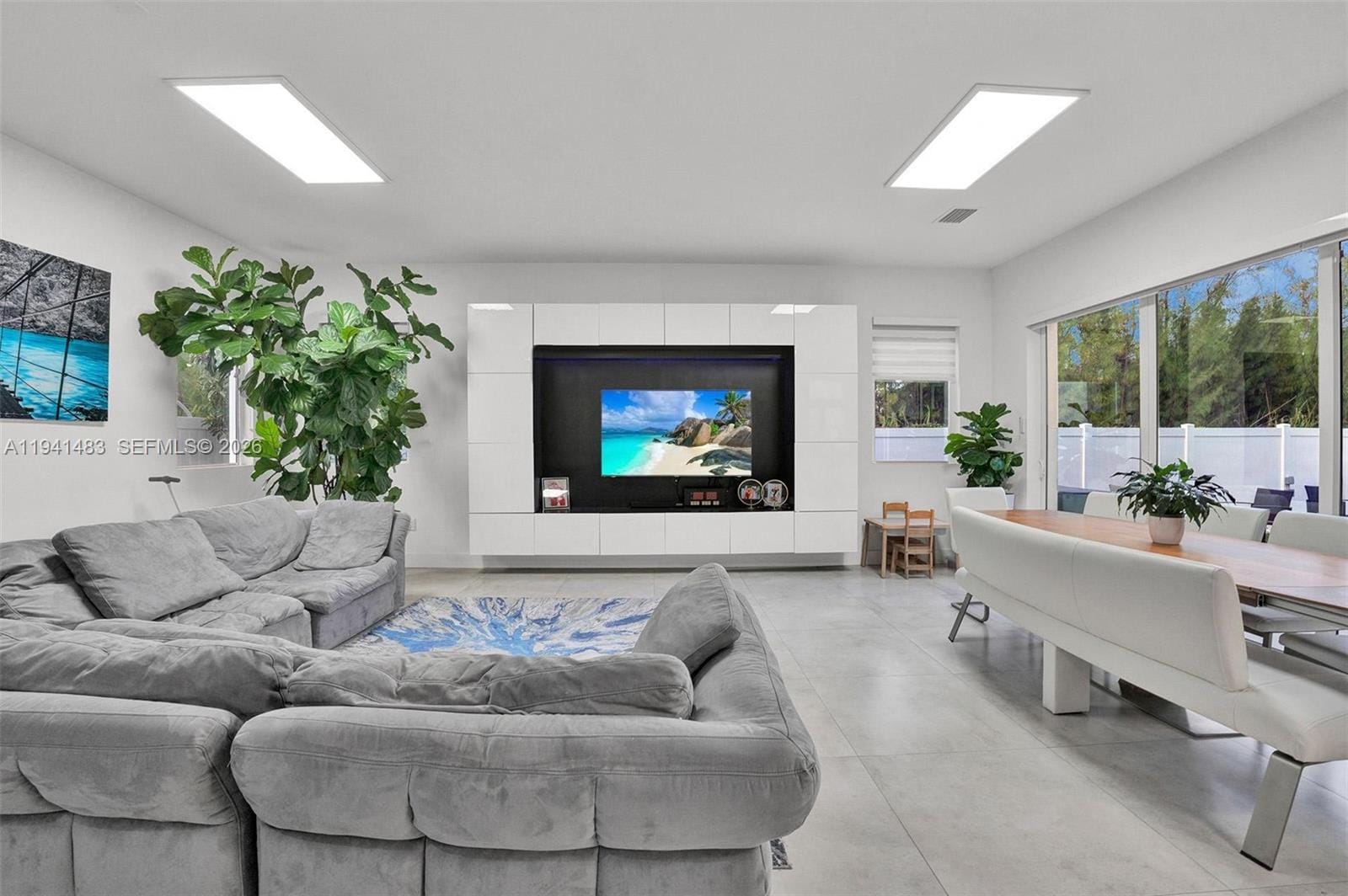 10055 NW 77th Street — photo 10