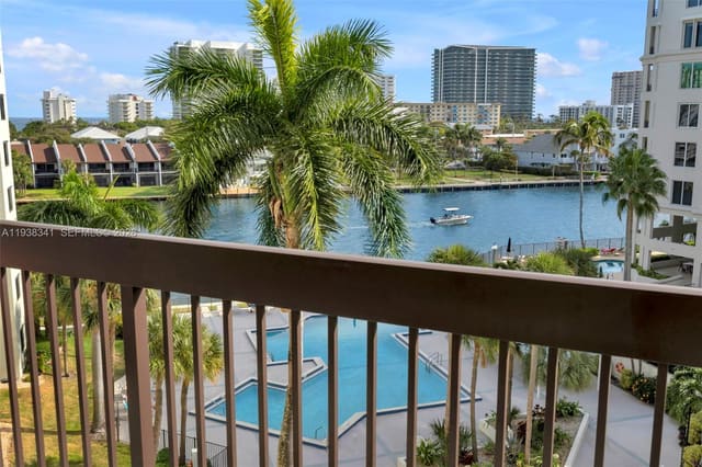 2900 NE 14th St Causeway 612, Pompano Beach, FL 33062