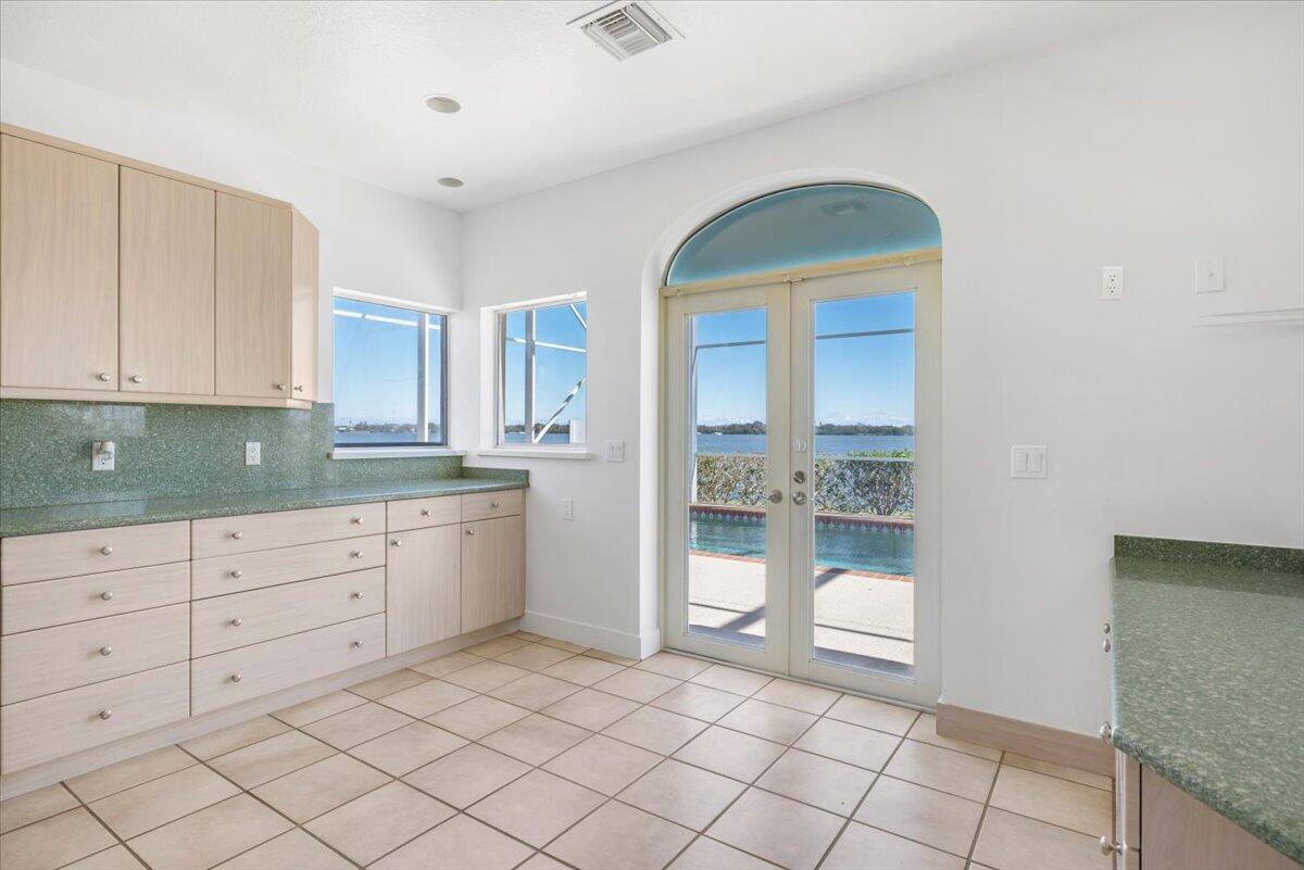 2 Seahorse Lane, Vero Beach, FL 32960 photo 20