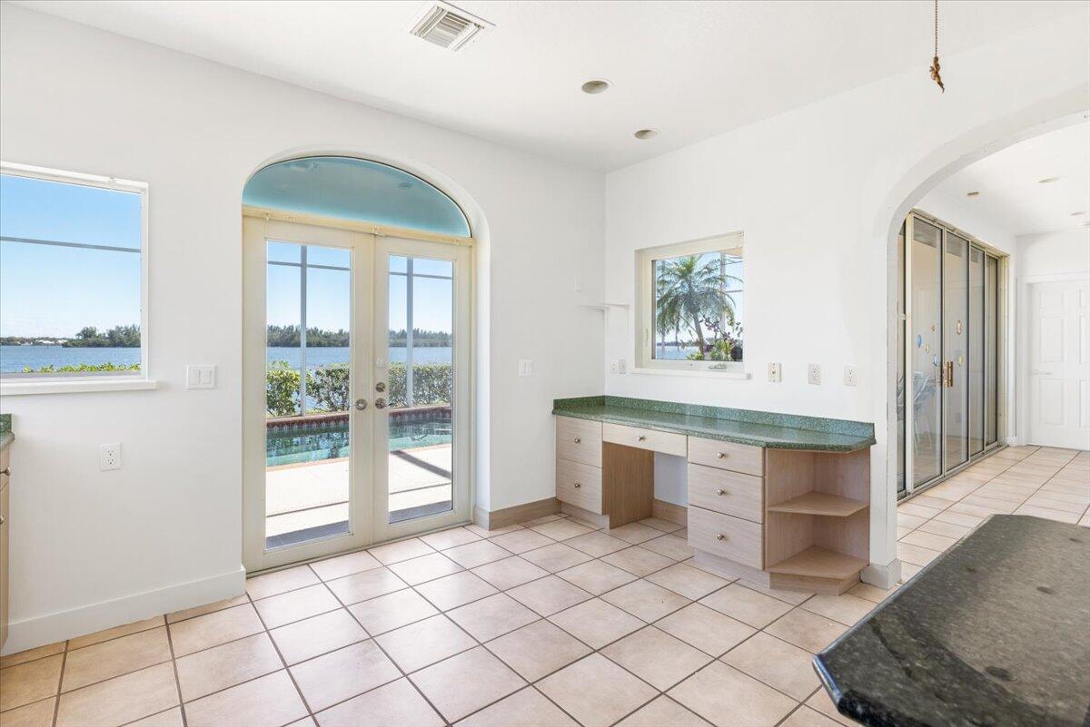 2 Seahorse Lane, Vero Beach, FL 32960 photo 25