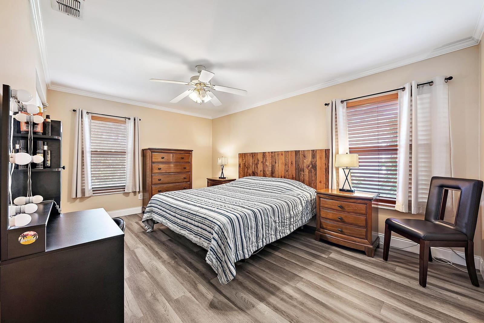 8443 Garden Gate Place — photo 9
