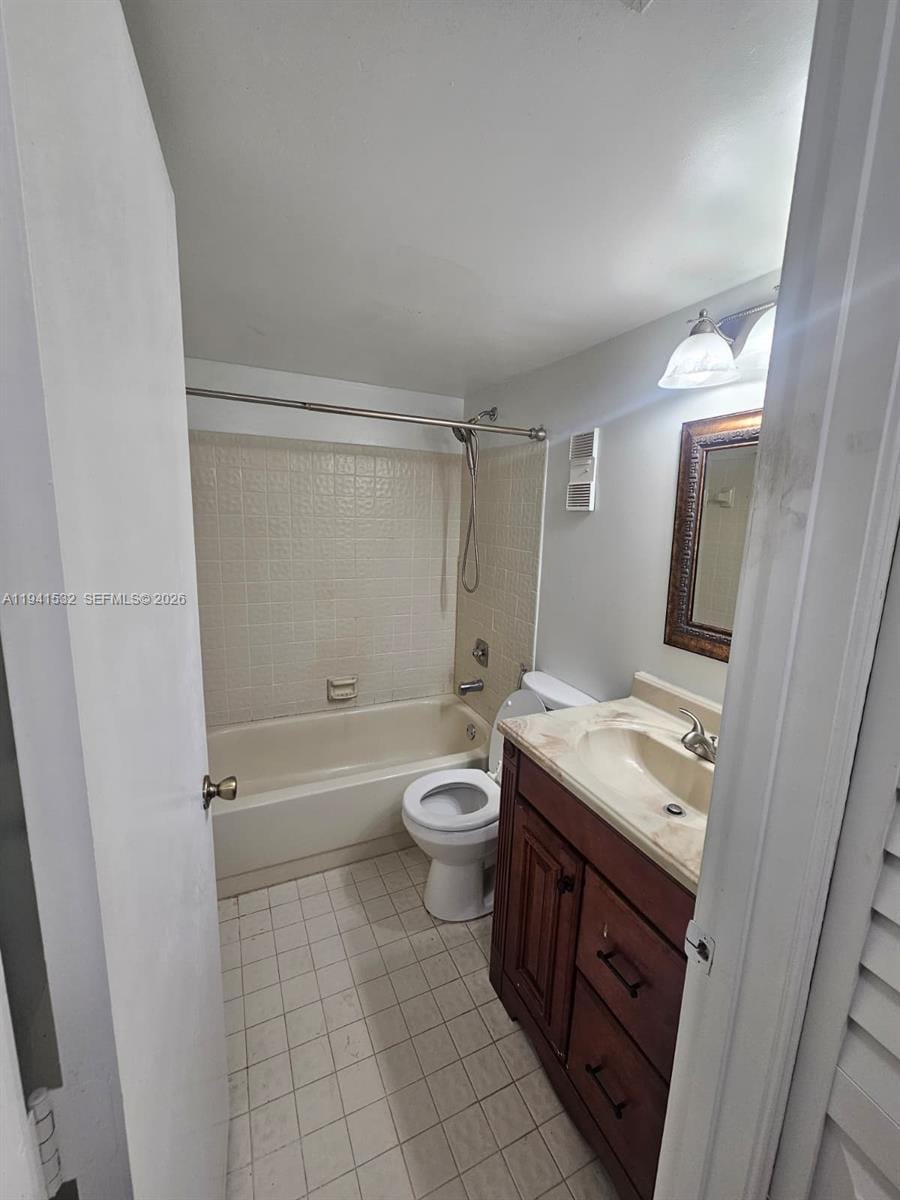 8592 W Sunrise Boulevard 209 — photo 7
