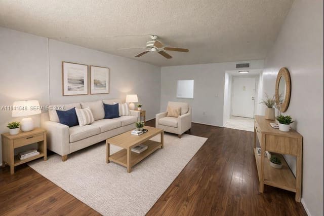 4344 NW 9th Avenue 9-3D, Heritage Circle, Deerfield Beach, FL