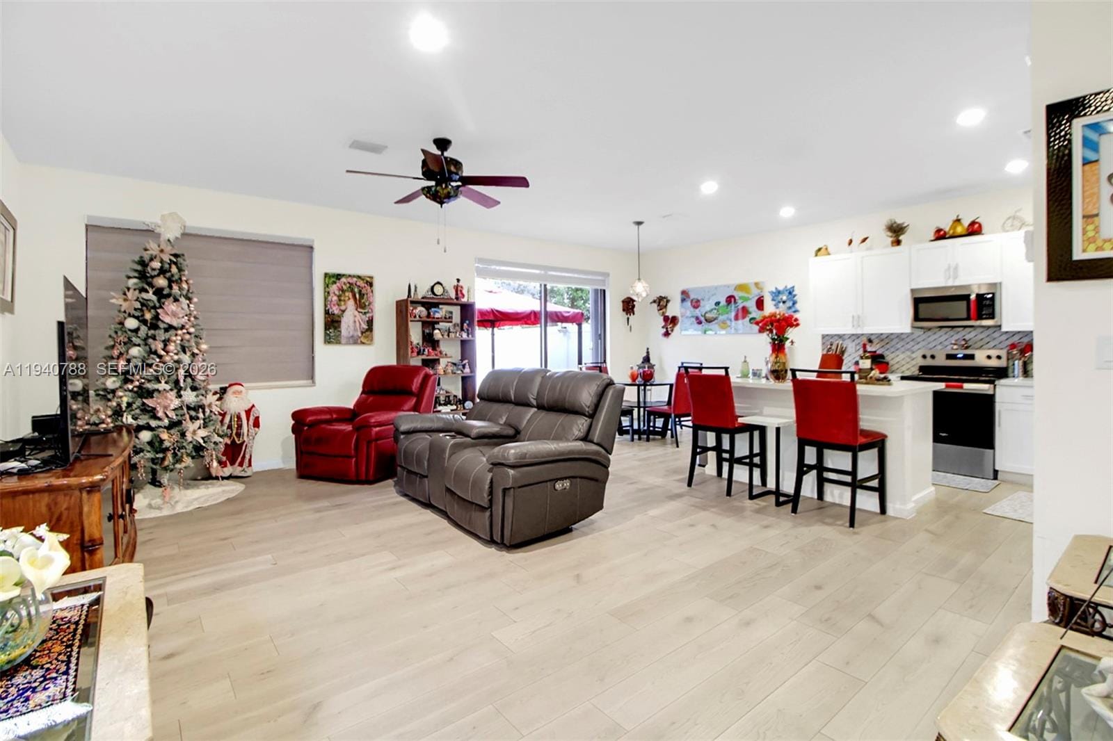 10137 W 32nd Lane, Hialeah, FL 33018 photo 4
