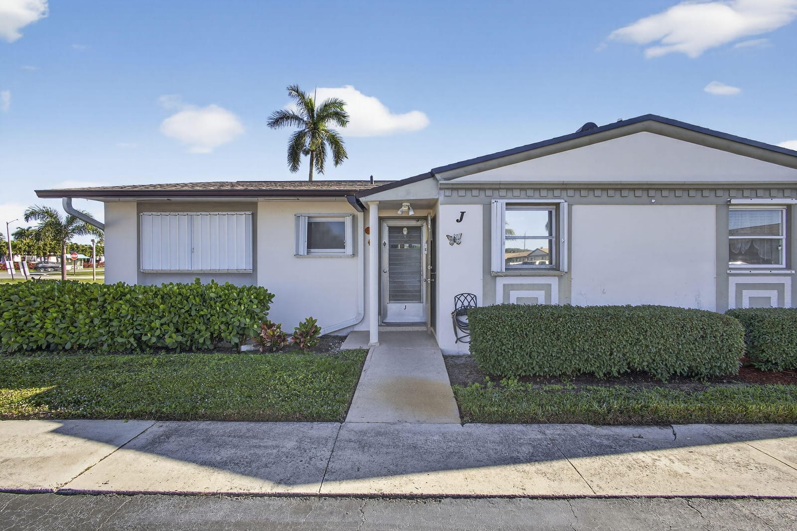 2843 Crosley Drive W J — photo 2