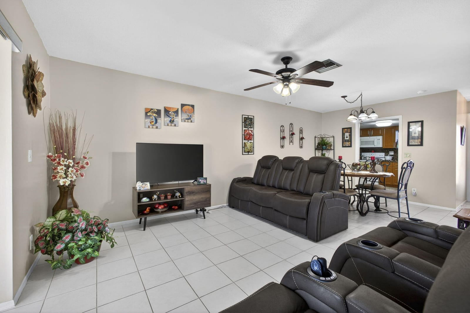 2843 Crosley Drive W J — photo 12