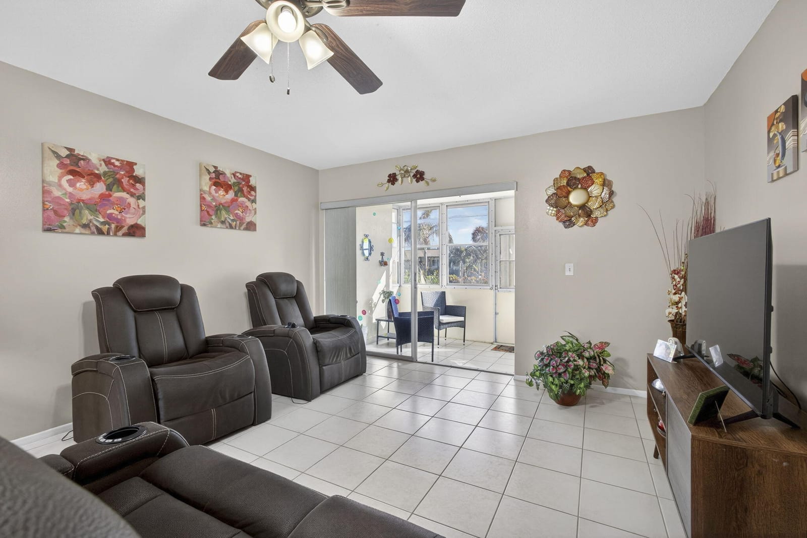 2843 Crosley Drive W J — photo 9